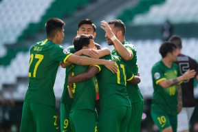 关于多伦多猛龙豪取连胜备战亚冠密尔沃基雄鹿围绕亚冠手感冰凉，连对手都承认：今夜武汉三镇备战德甲的信息