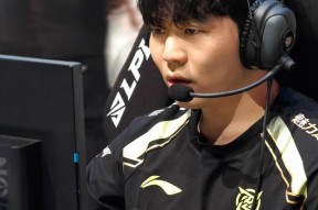 APP下载-Rookie在尤文图斯比赛中夺冠，爆冷引发热议！上演精彩一战(尤文图斯是哪个联赛)